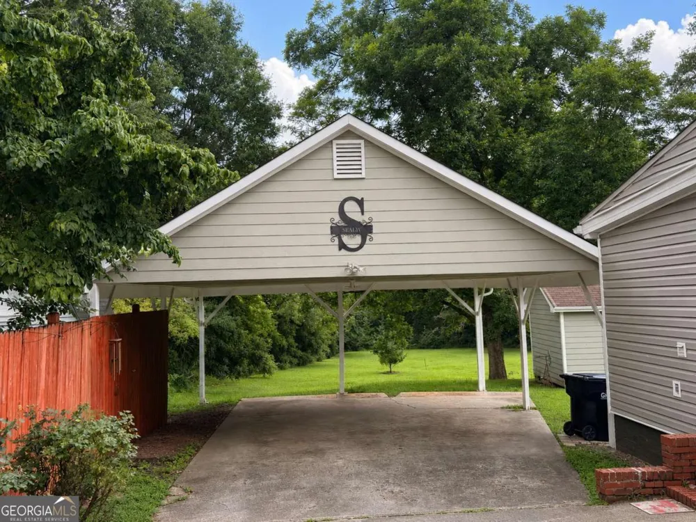 51 Carrollton ST Temple, GA 30179