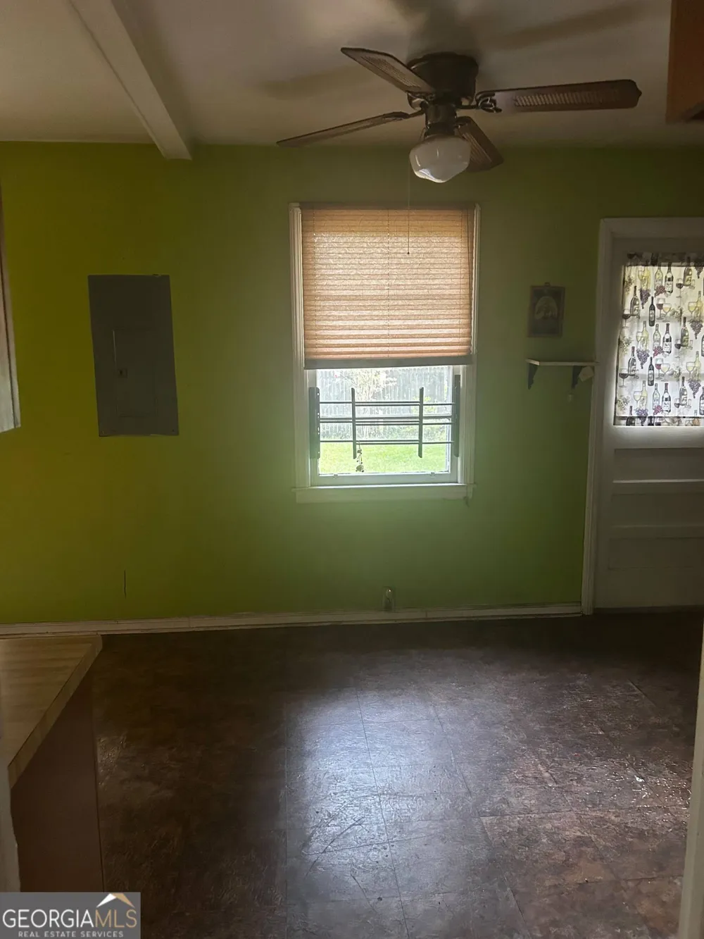 2108 E 60th ST Savannah, GA 31404