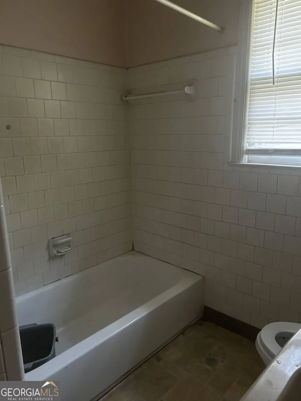 2108 E 60th ST Savannah, GA 31404