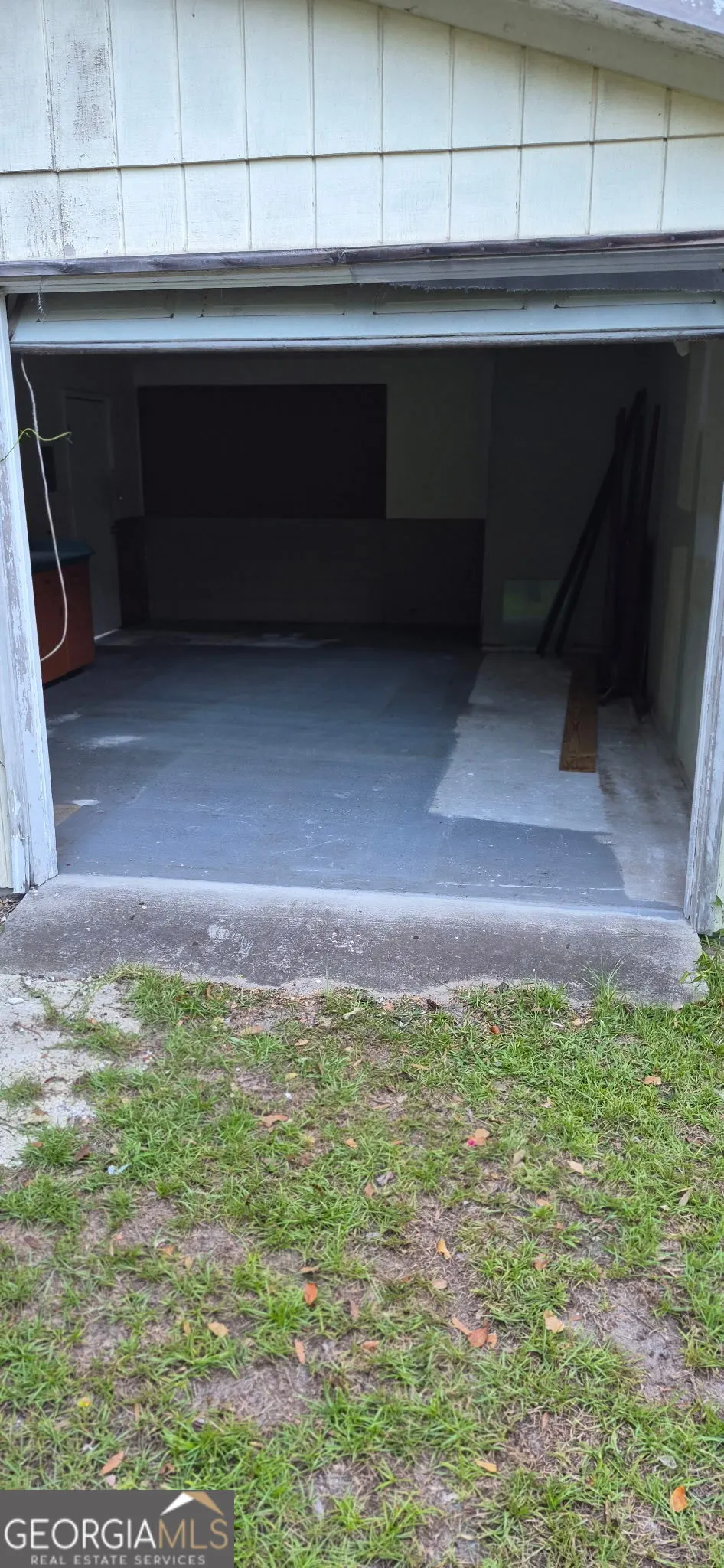 2108 E 60th ST Savannah, GA 31404