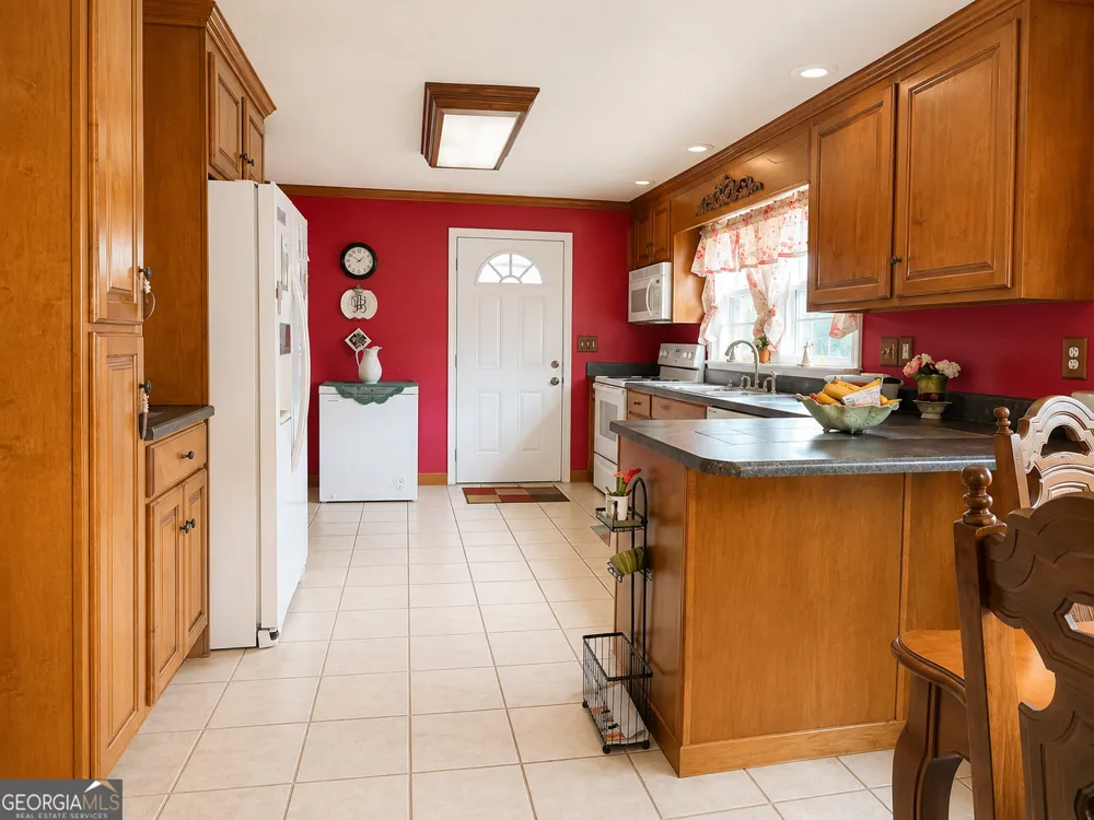302 Bryan ST W Bremen, GA 30110