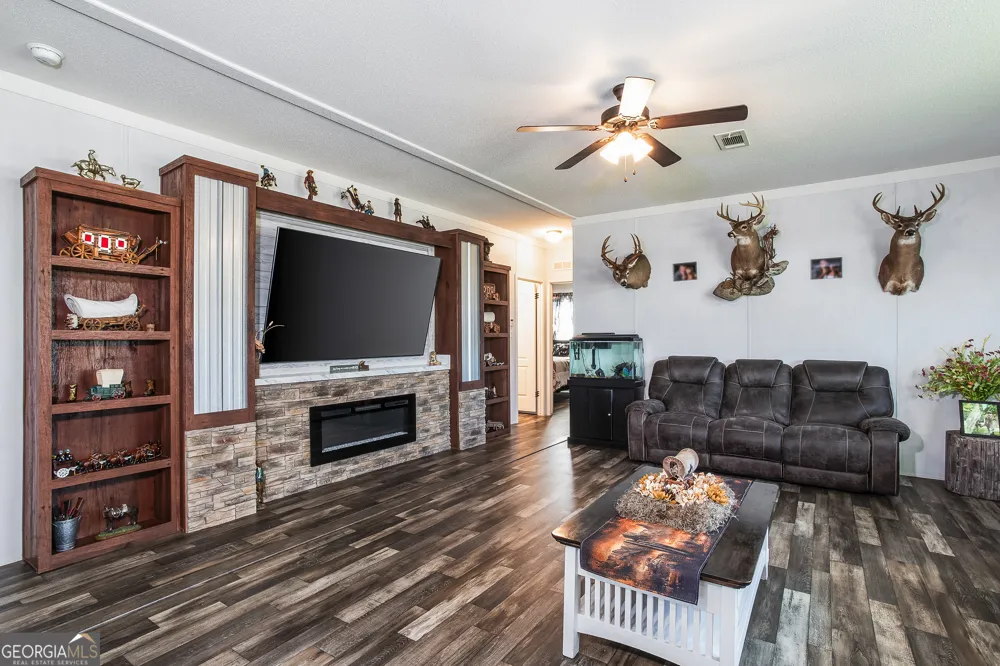 266 Farm RD St. George, GA 31562