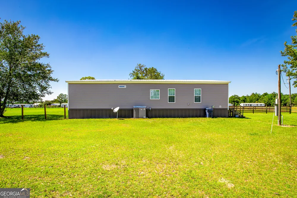 266 Farm RD St. George, GA 31562