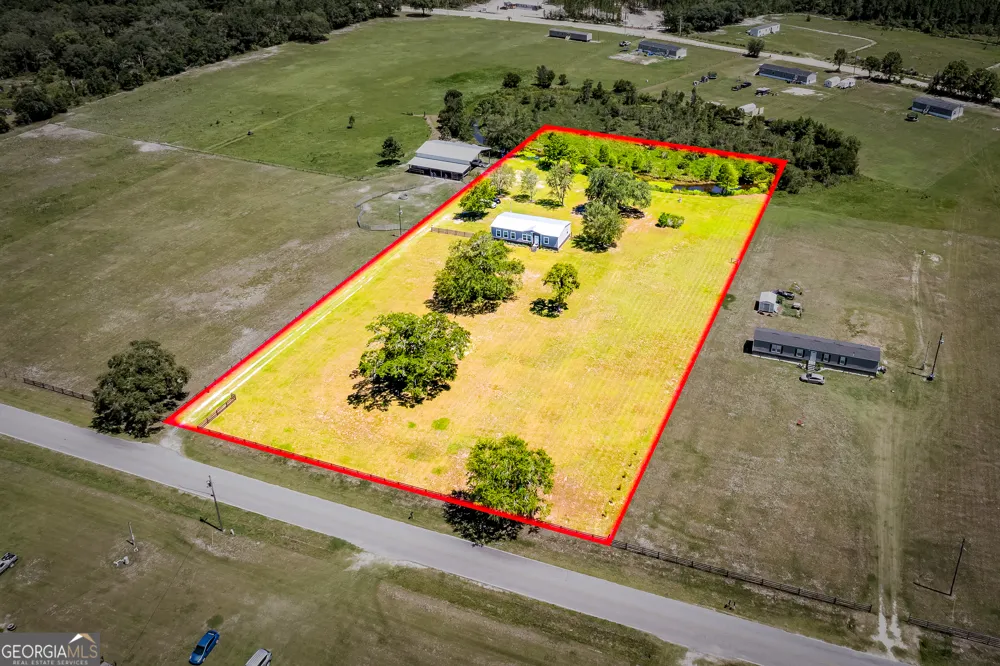 266 Farm RD St. George, GA 31562