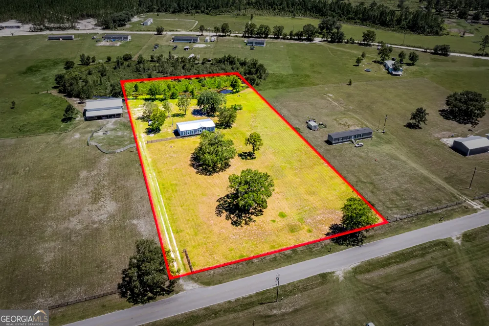 266 Farm RD St. George, GA 31562