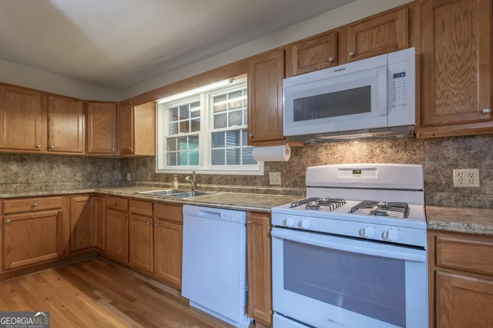 1953 Tyus Carrollton RD Carrollton, GA 30117