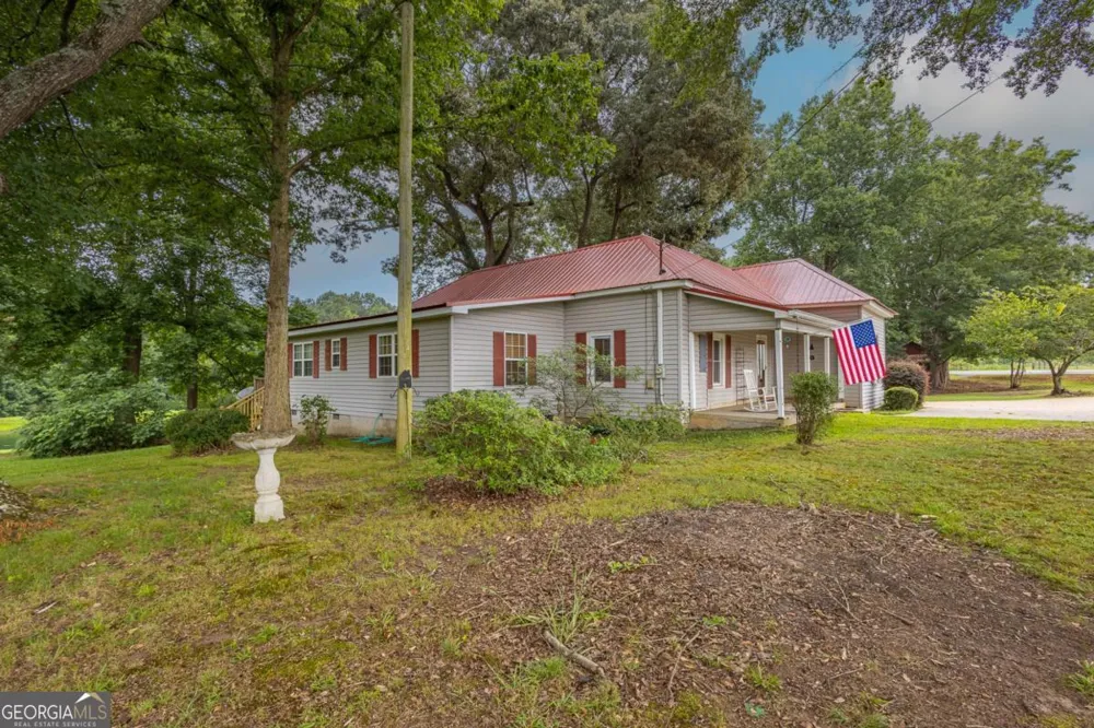 1953 Tyus Carrollton RD Carrollton, GA 30117