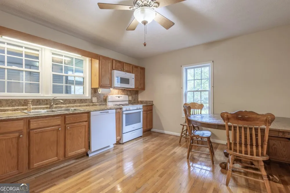 1953 Tyus Carrollton RD Carrollton, GA 30117