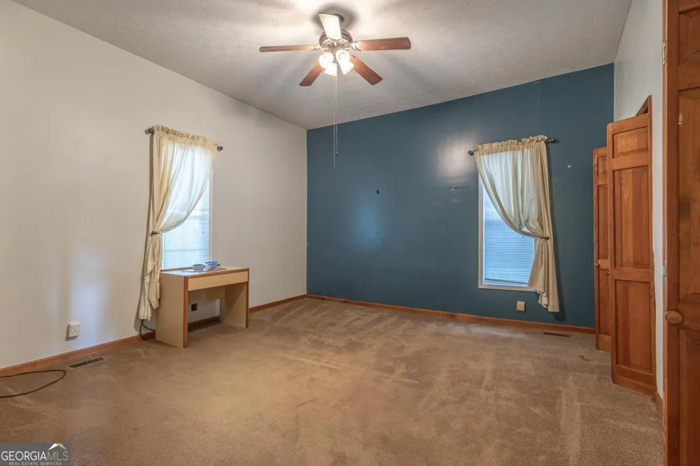 1953 Tyus Carrollton RD Carrollton, GA 30117