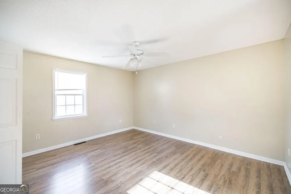 1940 Barrington DR Dublin, GA 31021