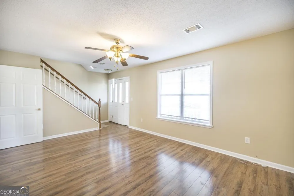 1940 Barrington DR Dublin, GA 31021