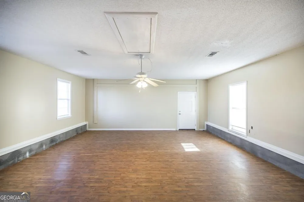 1940 Barrington DR Dublin, GA 31021