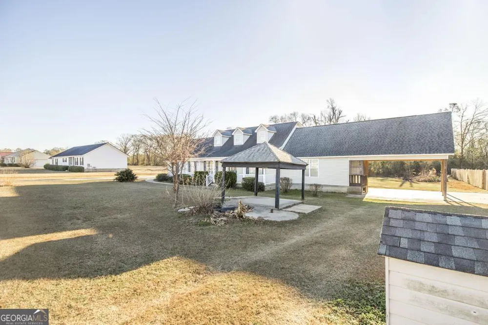 1940 Barrington DR Dublin, GA 31021