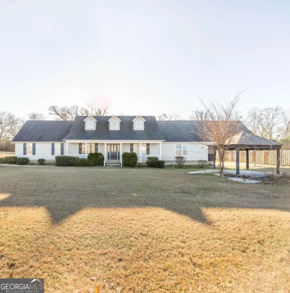 1940 Barrington DR Dublin, GA 31021