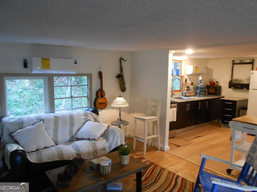 136 Bowie LN Dillard, GA 30537