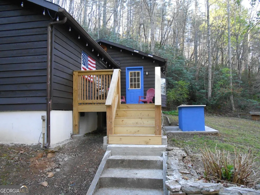 136 Bowie LN Dillard, GA 30537