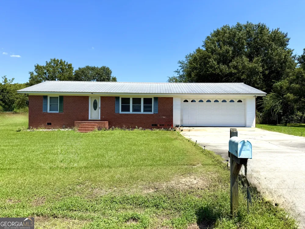 140 Rene LN Cochran, GA 31014