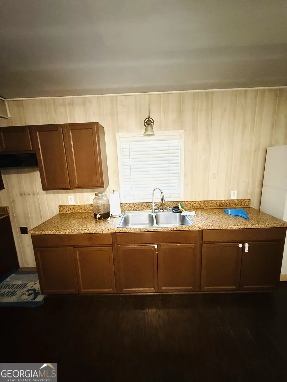 140 Rene LN Cochran, GA 31014