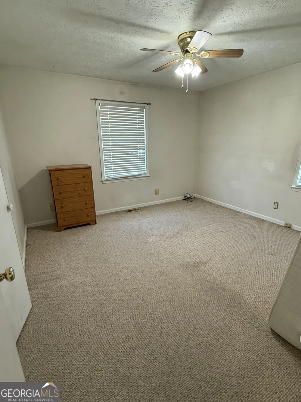 140 Rene LN Cochran, GA 31014