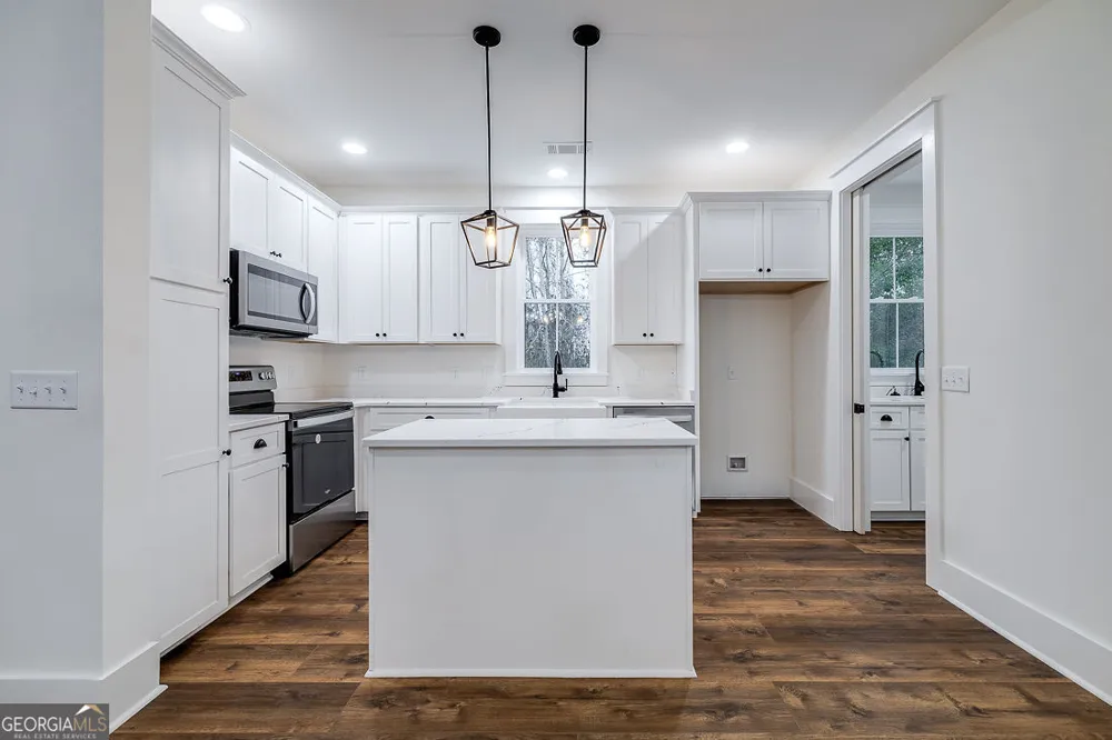 610 N Rogers ST Pooler, GA 31322