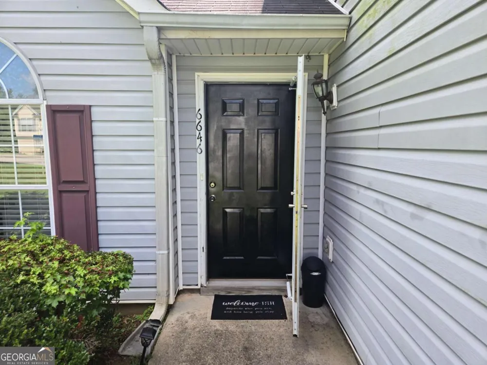 6646 Creek Turn DR Rex, GA 30273