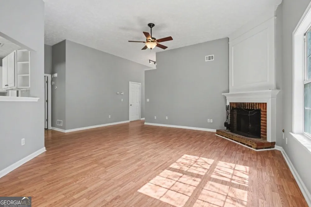 5248 Arbor View LN Sugar Hill, GA 30518