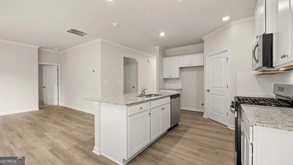 4060 Fairhaven RD Lithia Springs, GA 30122