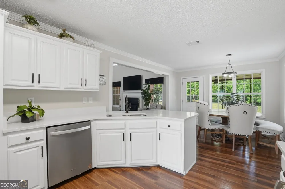 3675 Falls TRL Winston, GA 30187