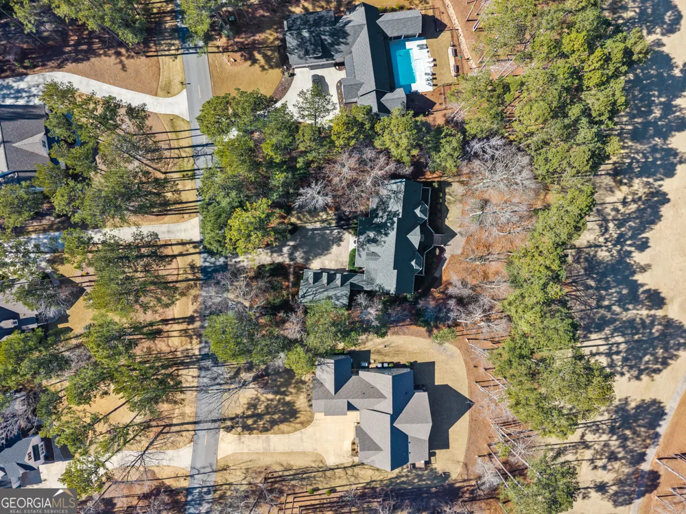 1660 Club DR Greensboro, GA 30642