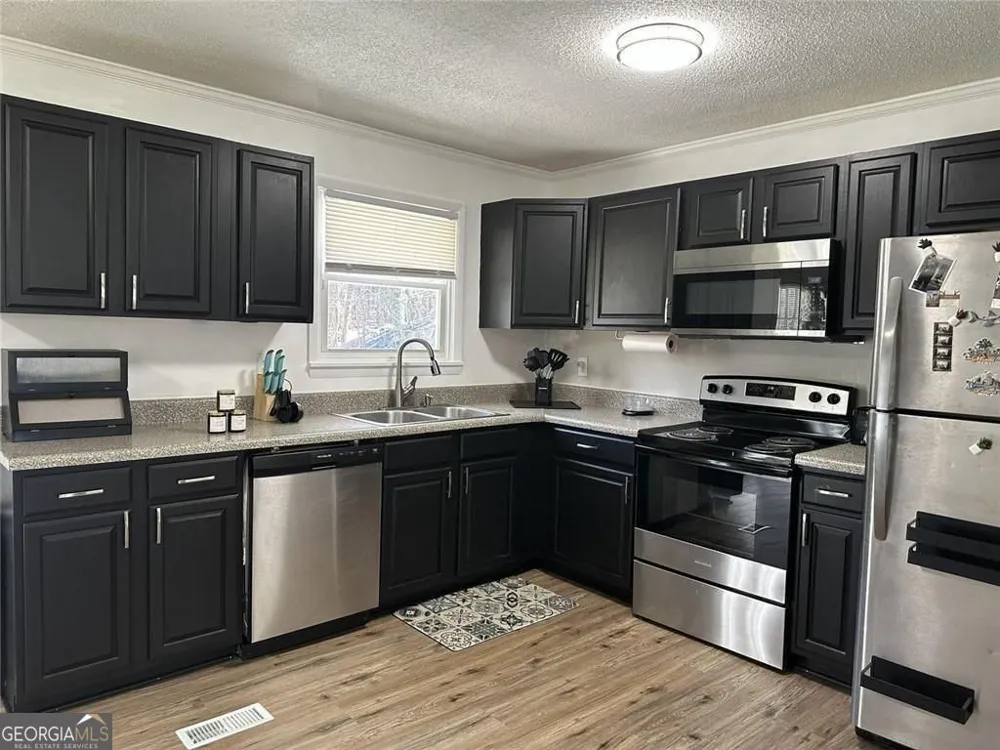 2529 Rockknoll DR Conley, GA 30288
