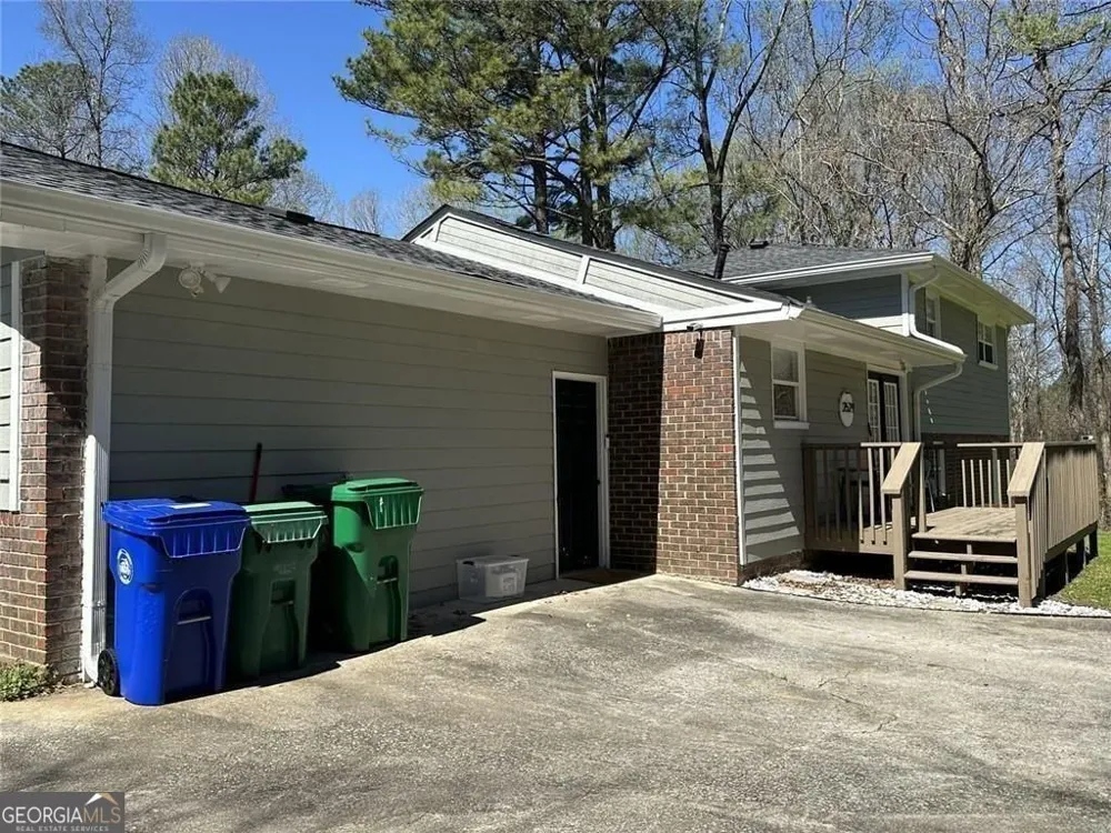 2529 Rockknoll DR Conley, GA 30288