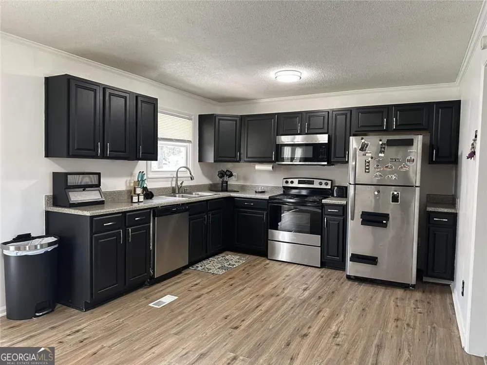 2529 Rockknoll DR Conley, GA 30288