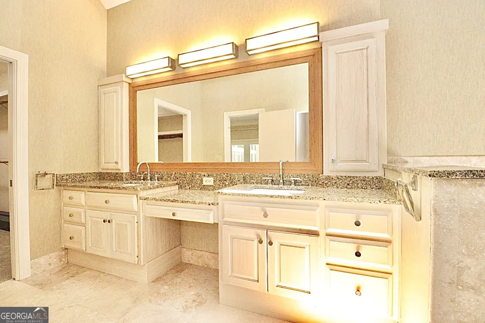 3338 Plantation DR Valdosta, GA 31605