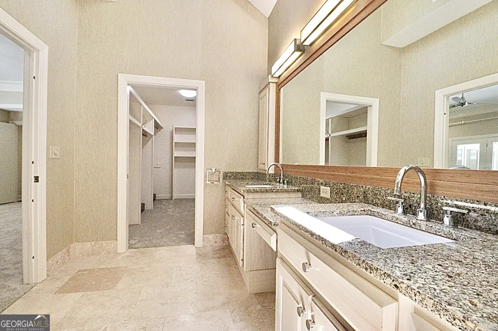 3338 Plantation DR Valdosta, GA 31605