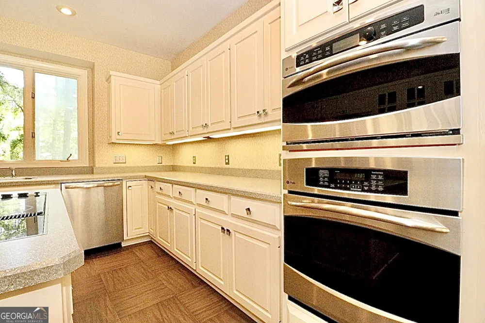 3338 Plantation DR Valdosta, GA 31605