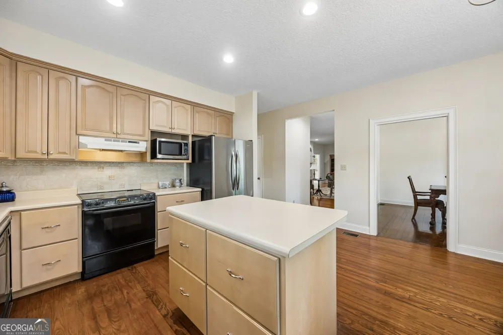 315 Martin ST Folkston, GA 31537