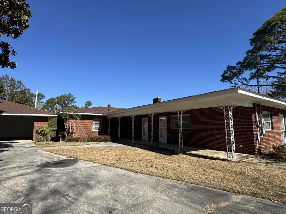 465 Cedar ST Metter, GA 30439