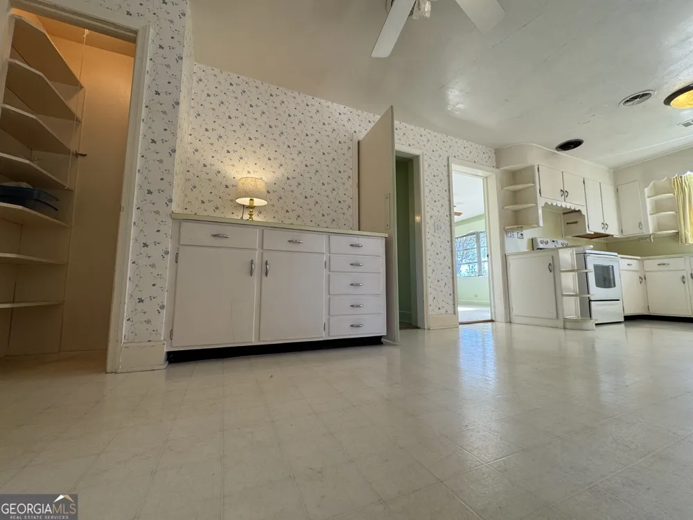 465 Cedar ST Metter, GA 30439