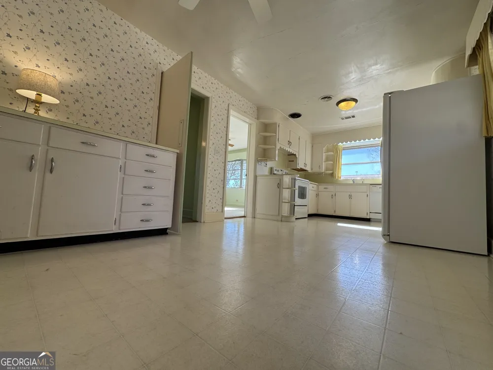 465 Cedar ST Metter, GA 30439