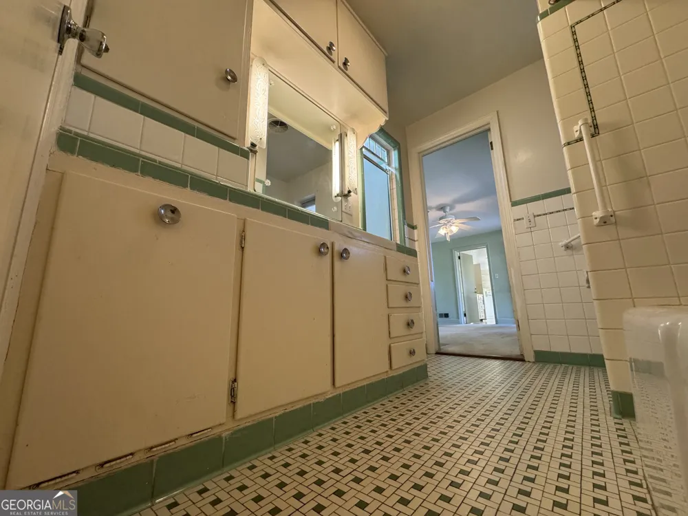 465 Cedar ST Metter, GA 30439