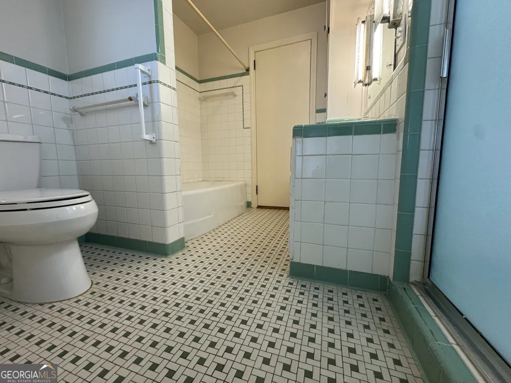 465 Cedar ST Metter, GA 30439
