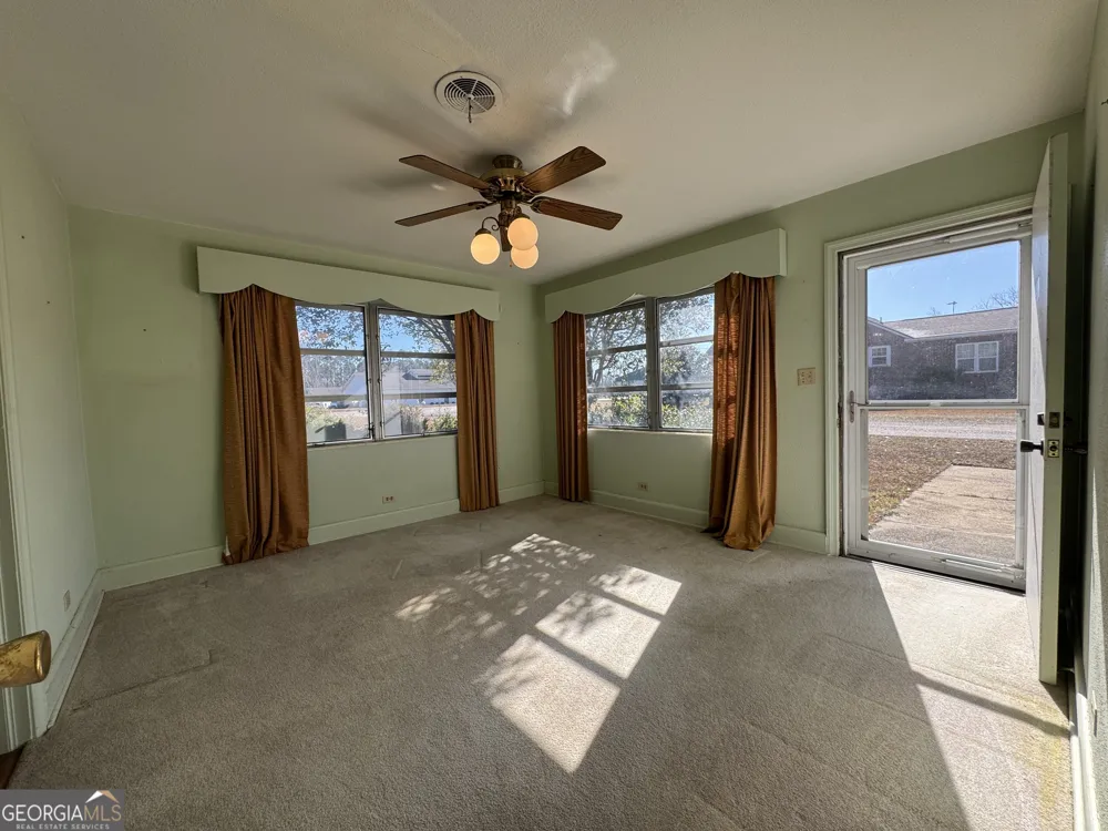 465 Cedar ST Metter, GA 30439
