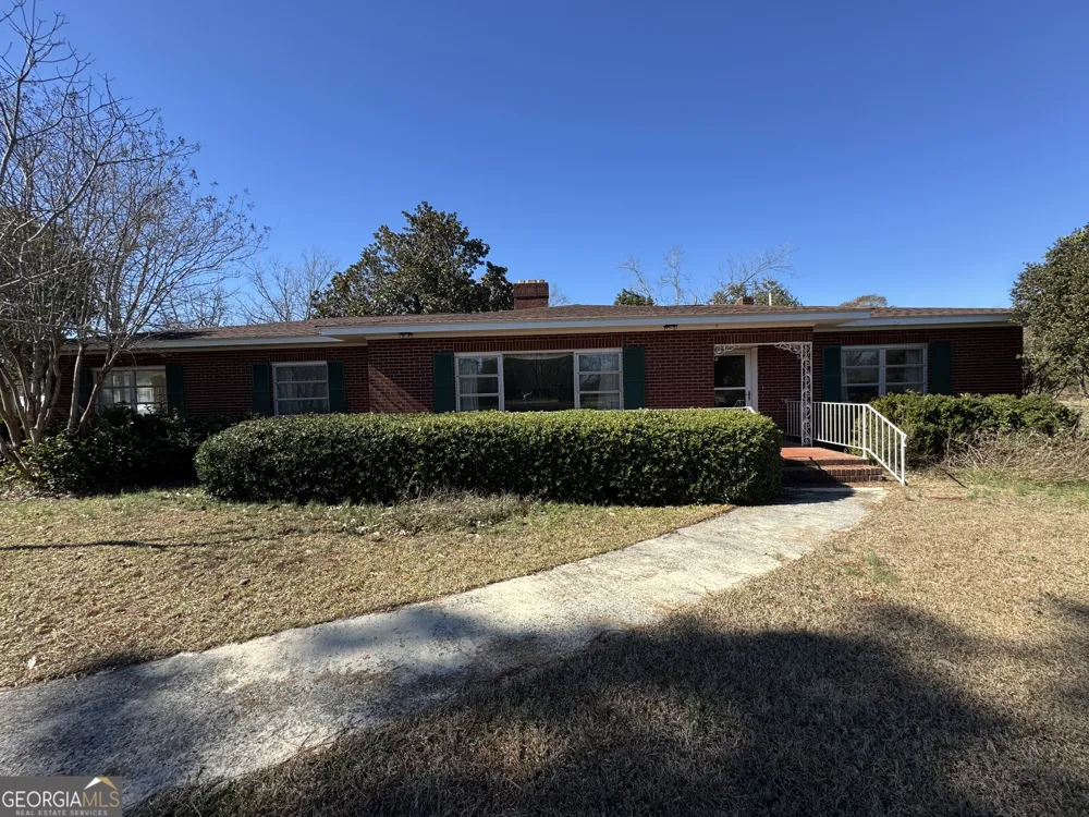 465 Cedar ST Metter, GA 30439