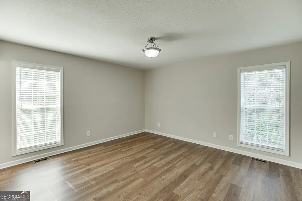5446 Dahlonega HWY Clermont, GA 30527