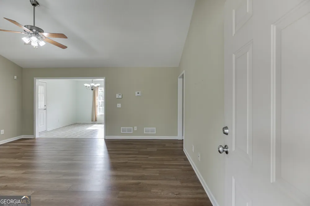 5446 Dahlonega HWY Clermont, GA 30527