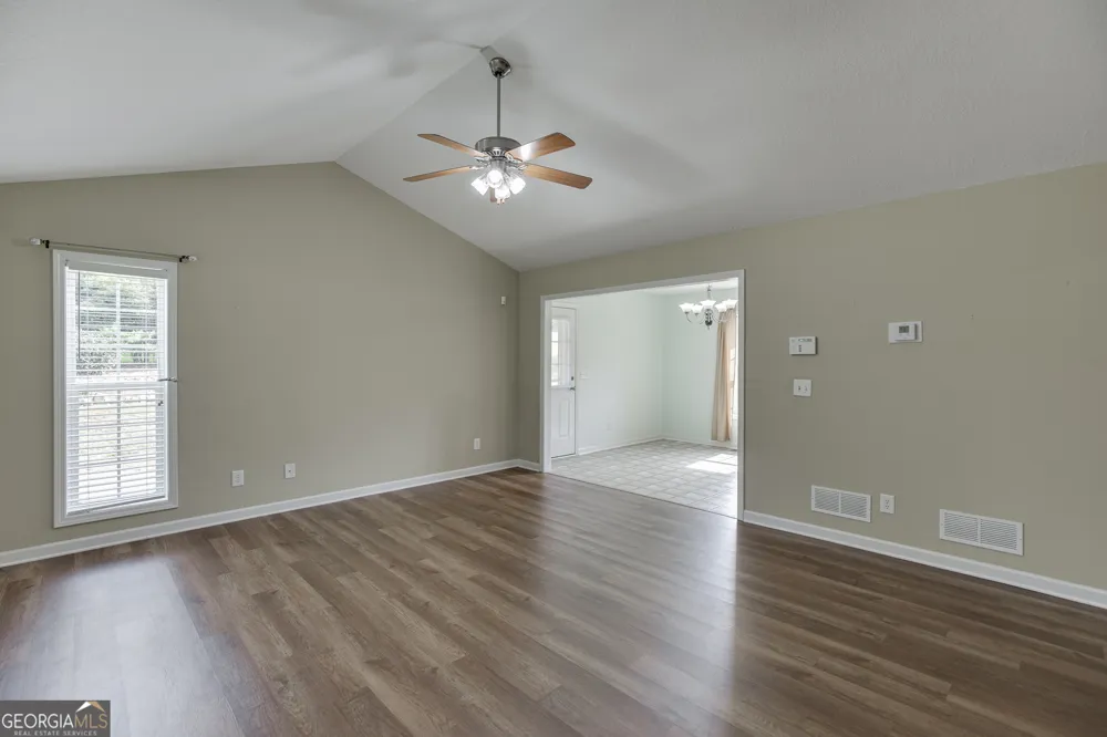 5446 Dahlonega HWY Clermont, GA 30527