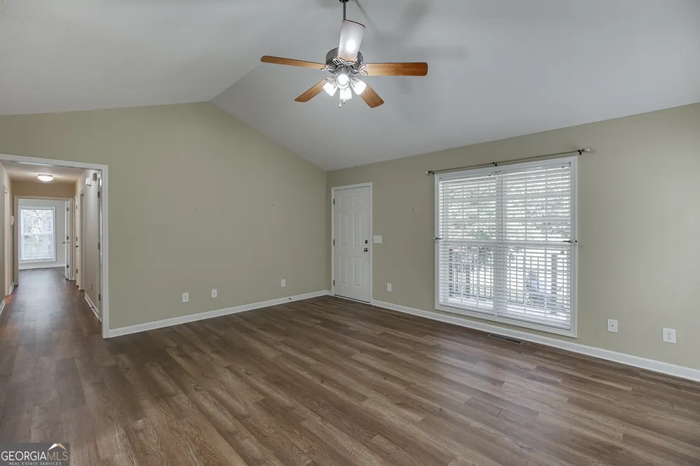 5446 Dahlonega HWY Clermont, GA 30527