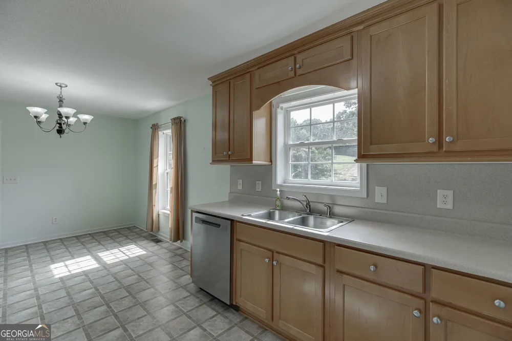 5446 Dahlonega HWY Clermont, GA 30527
