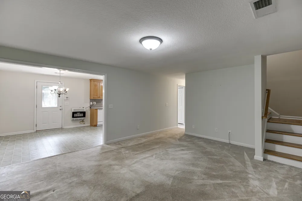 5446 Dahlonega HWY Clermont, GA 30527