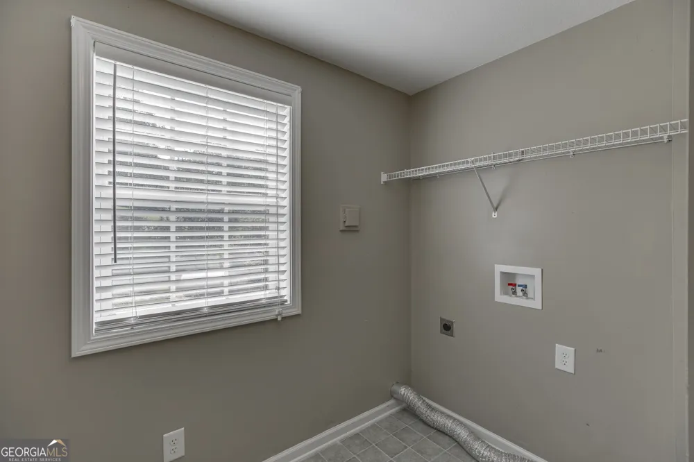 5446 Dahlonega HWY Clermont, GA 30527